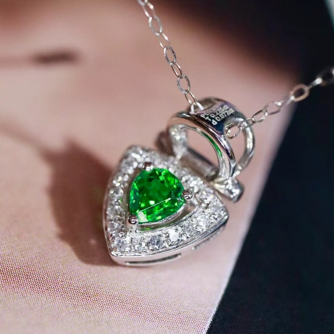 14k Gold 0.29 Ctw Vivid Green Natural Tsavorite & Diamond Pendant( Without Chain ) - 3