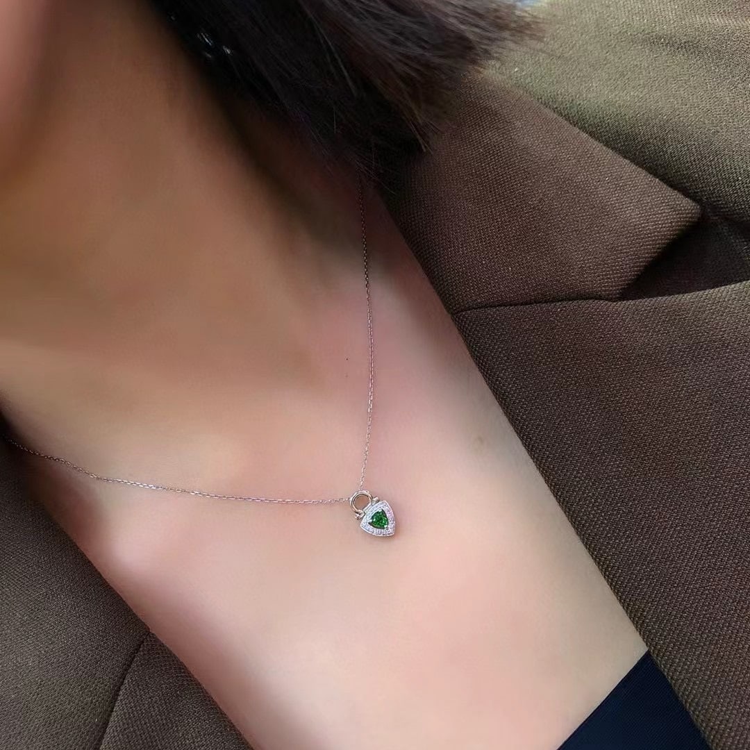 14k Gold 0.29 Ctw Vivid Green Natural Tsavorite & Diamond Pendant( Without Chain ) - 5