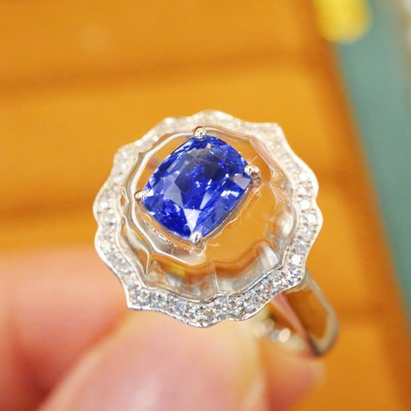 14k Gold 1.23 Ctw Natural Sapphire & Diamond Ring - 3