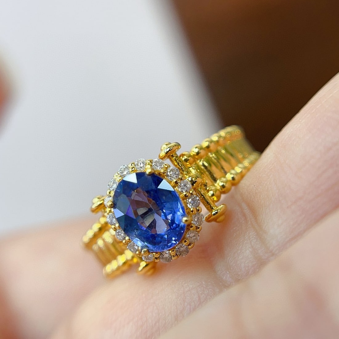 14k Gold 1.70 Ct Natural Sapphire & Diamond Ring - 4
