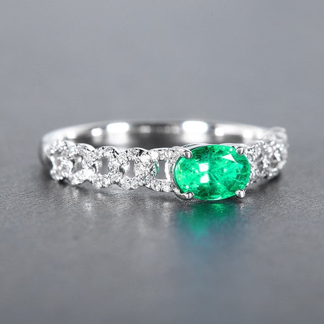 14k Gold 0.84 Ctw Natural Emerald & Diamond Ring - 2