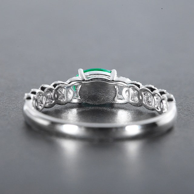 14k Gold 0.84 Ctw Natural Emerald & Diamond Ring - 4