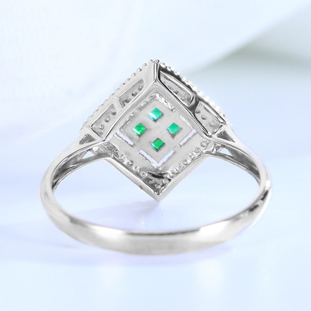 14k Gold 0.46 Ctw Vivid Green Natural Emerald & Diamond Ring - 3
