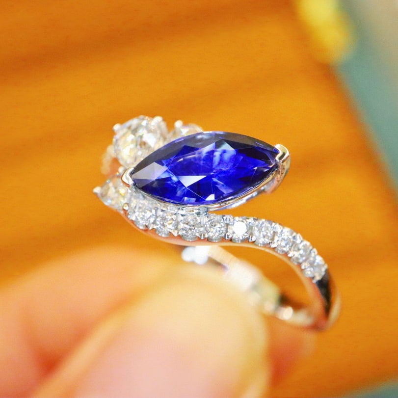 14k Gold 1.29 Ctw Natural Sapphire & Diamond Ring - 2