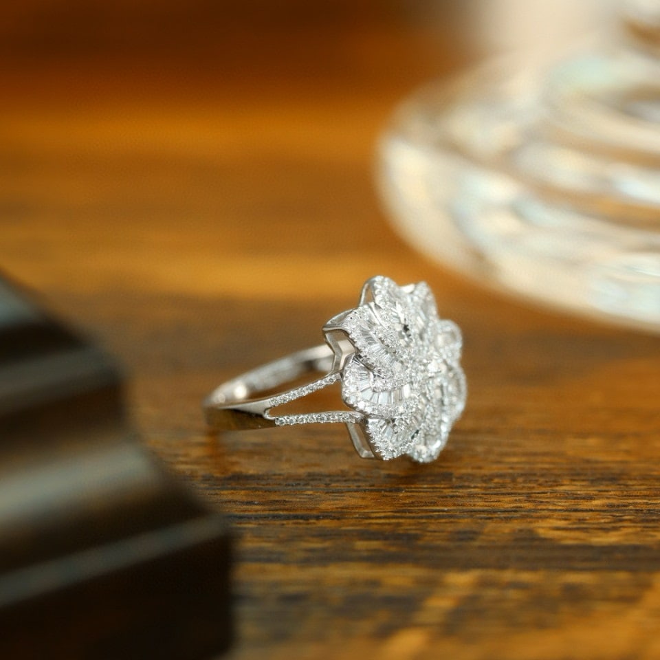 14k Gold 0.65 Ct Natural H Diamond Ring - 3