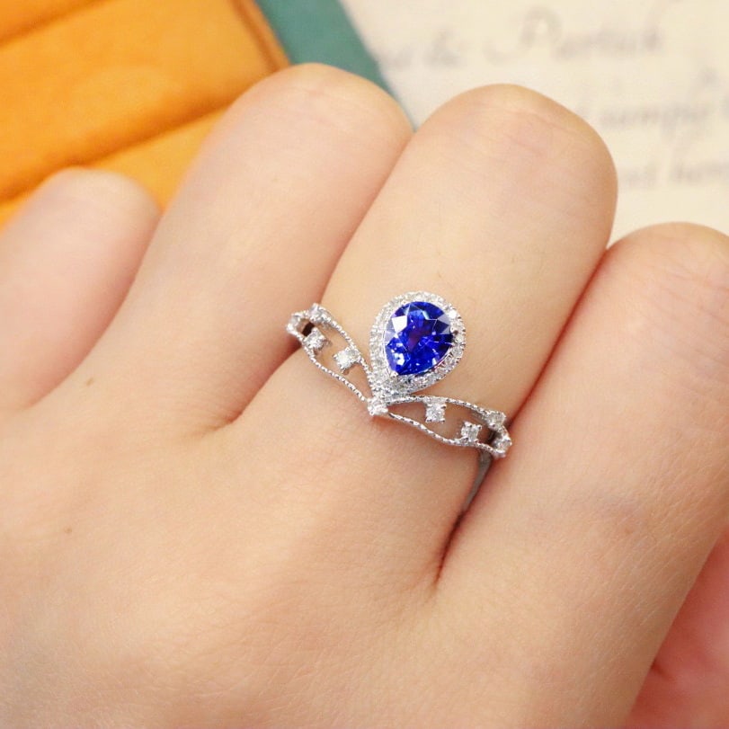 14k Gold 0.93 Ctw Natural Sapphire & Diamond Ring - 5