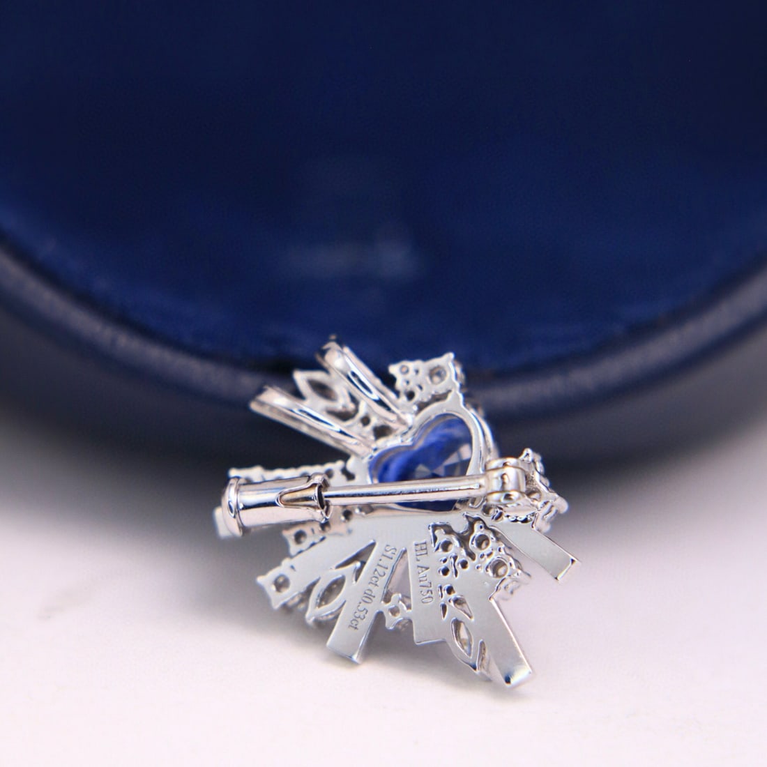 14k Gold 1.65 Ctw Natural Sapphire & Diamond Brooch/pendant( Without Chain ) - 4