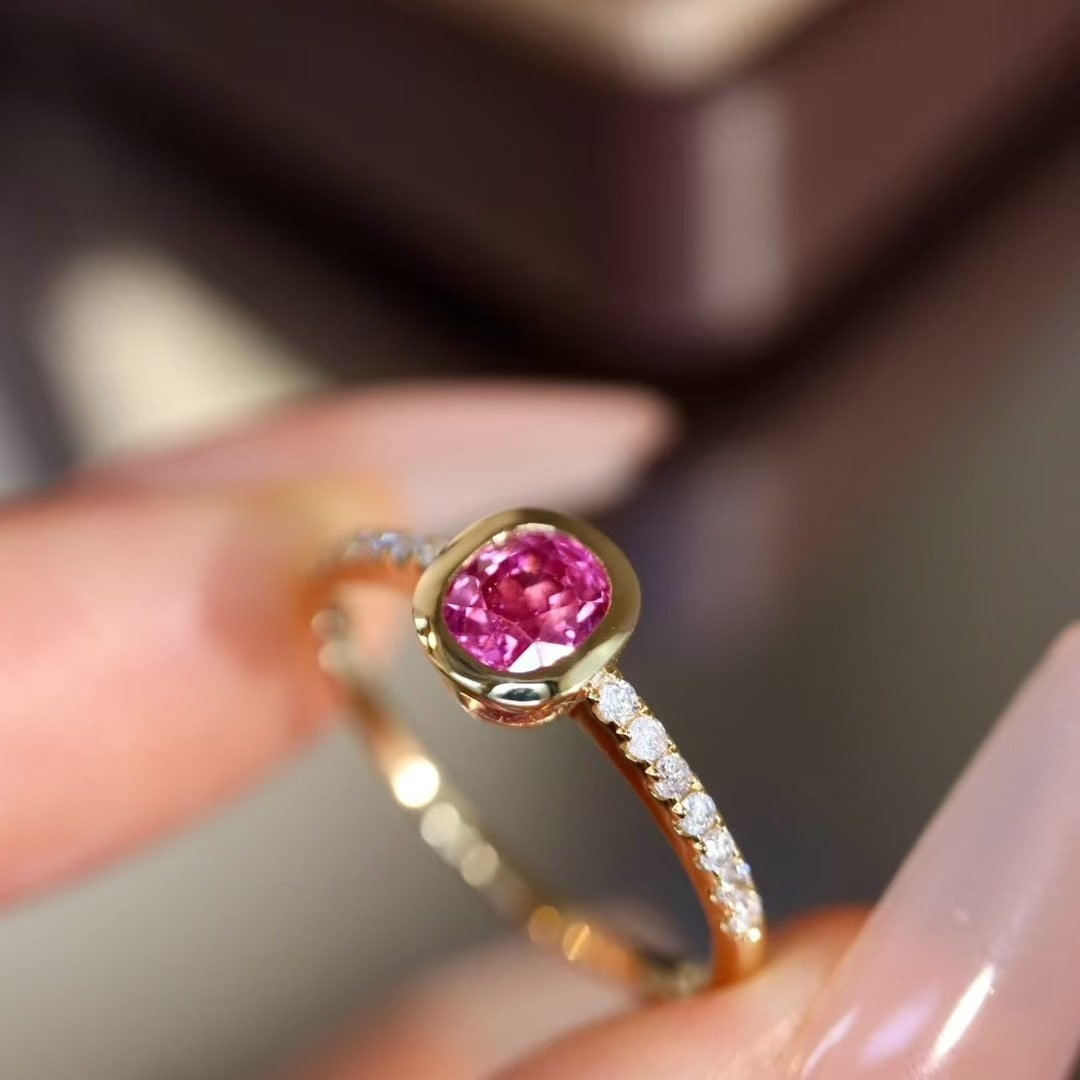 14k Gold 0.75 Ctw Natural Padparadscha Sapphire & Diamond Ring - 4