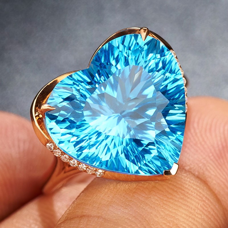 14k Gold 14.39 Ct Natural Topaz & Diamond Ring - 2