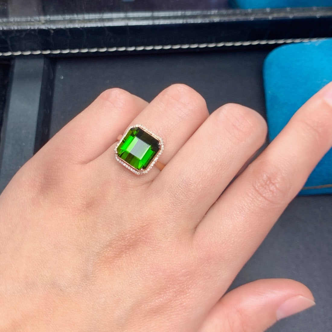14k Gold 7.3 Ct Natural Tourmaline & Diamond Ring - 3