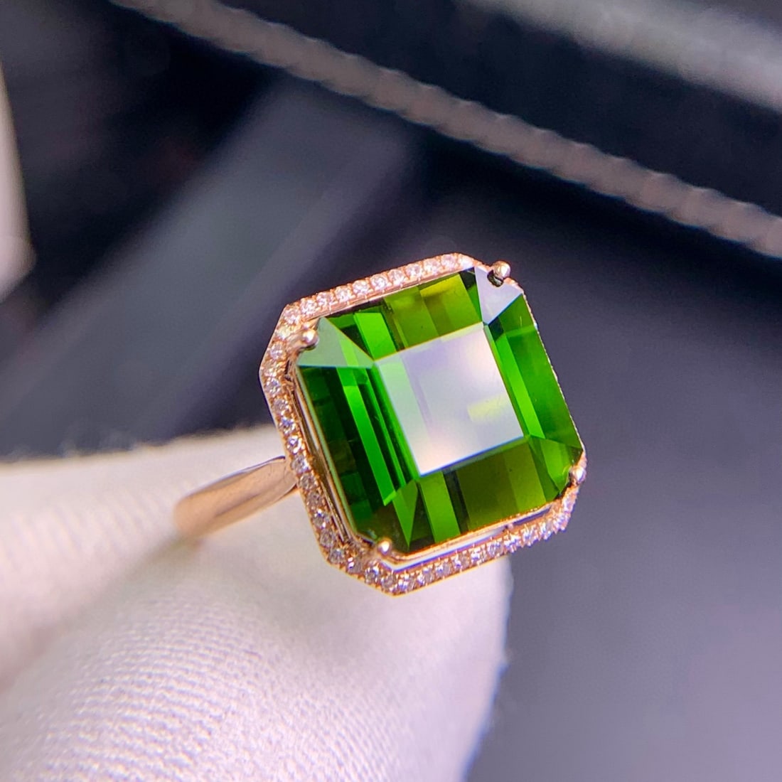 14k Gold 7.3 Ct Natural Tourmaline & Diamond Ring - 4