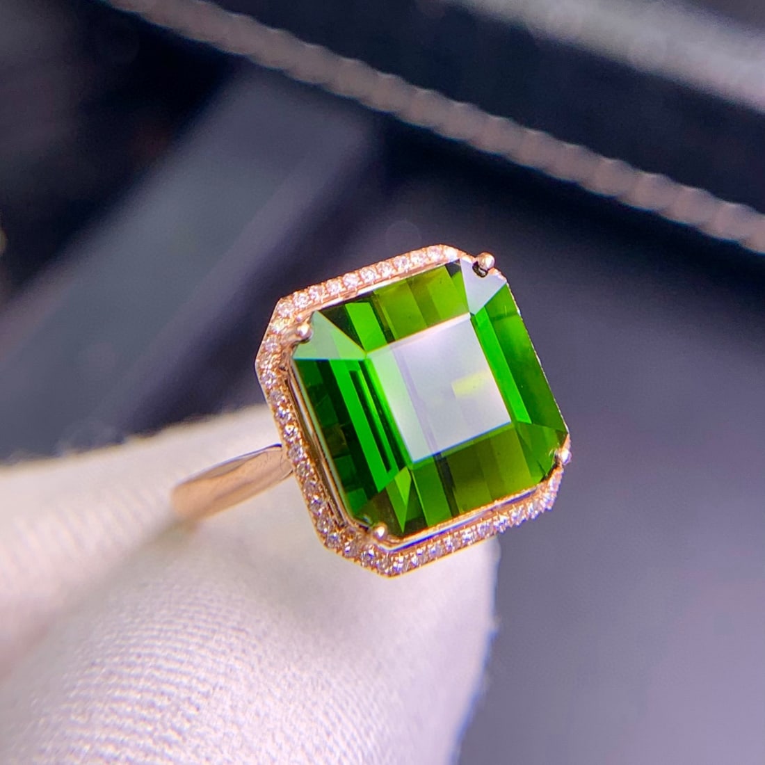 14k Gold 7.3 Ct Natural Tourmaline & Diamond Ring - 6