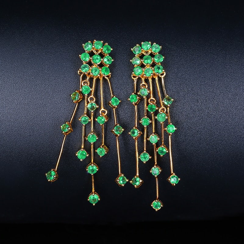 14k Gold 2.25 Ct Natural Emerald Earrings: Ref:230977129 // gold content:14k gold // main gemstone:emerald // shape:round // carat weight:2. 25ct // color:green // treatment:natural // cut grade:g // Condition: New Low Estimate: 2600.00 High