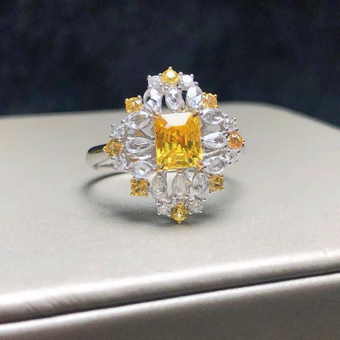 14k Gold 1.19 Ctw Natural Sapphire & Diamond Ring: Ref:230977154 // gold content:14k gold // ring size:7. 25us // // main gemstone:sapphire // shape:asscher // carat weight:0. 86ct // color:yellow // treatment:natural // // adjacent gemstone 2 :