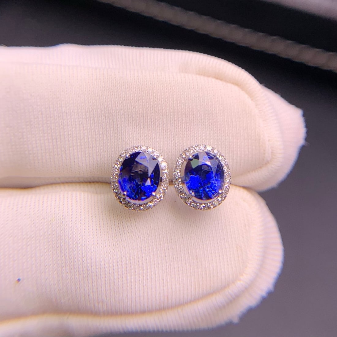 14k Gold 1.35 Ct Natural Sapphire & Diamond Earrings - 5