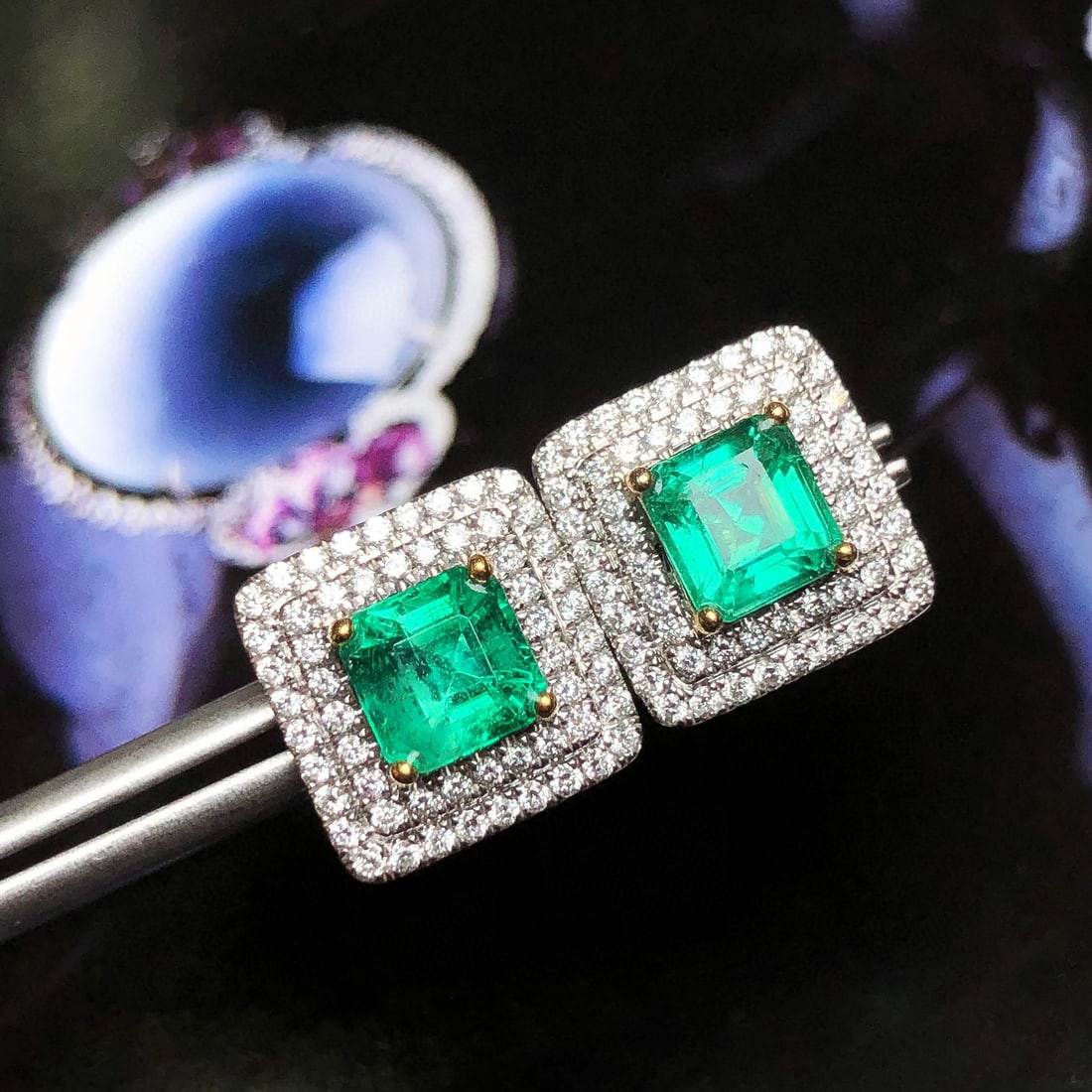 14k Gold 2.19 Ctw Natural Emerald & Diamond Earrings - 2