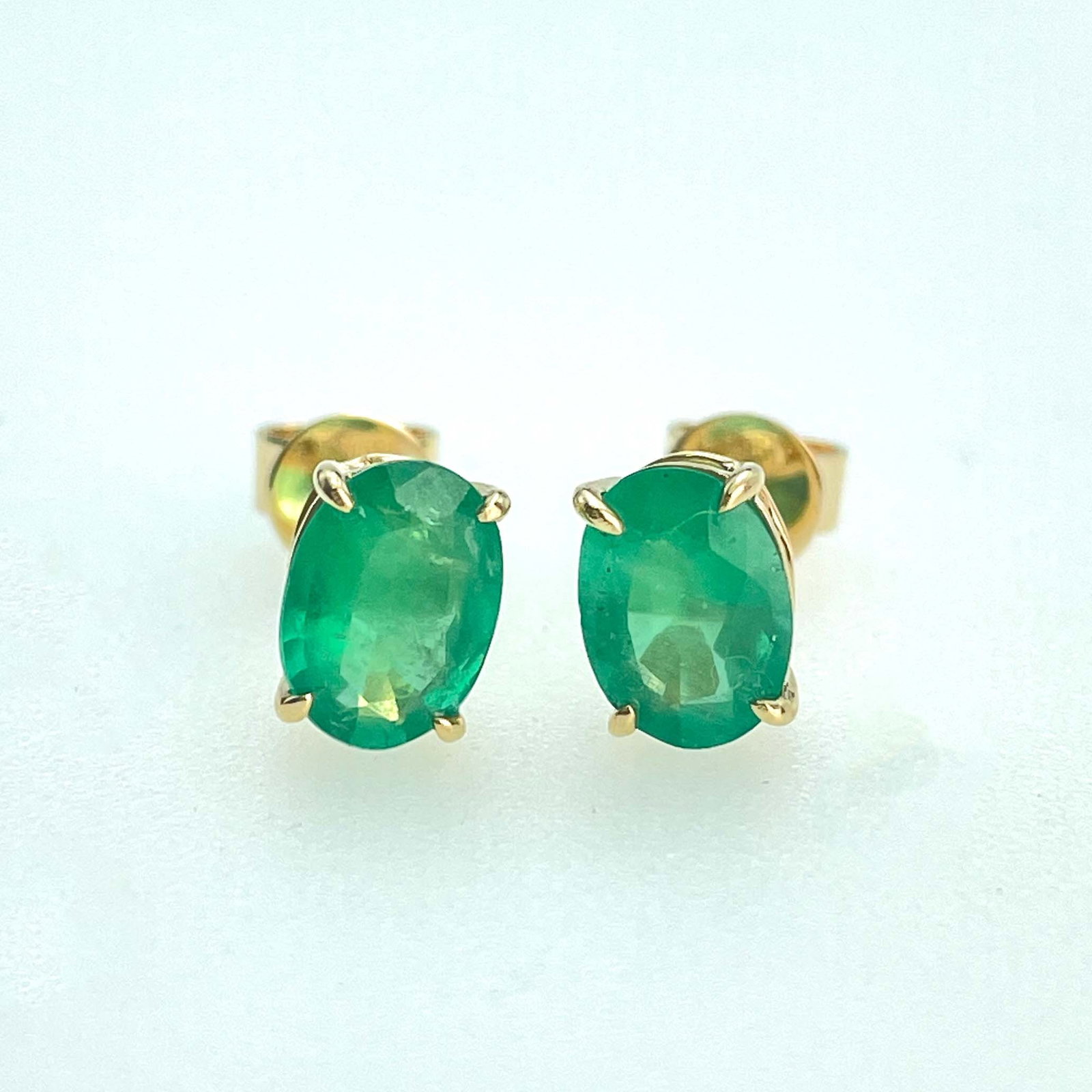 14k Gold 1.07 Ct Natural Emerald Earrings - 5