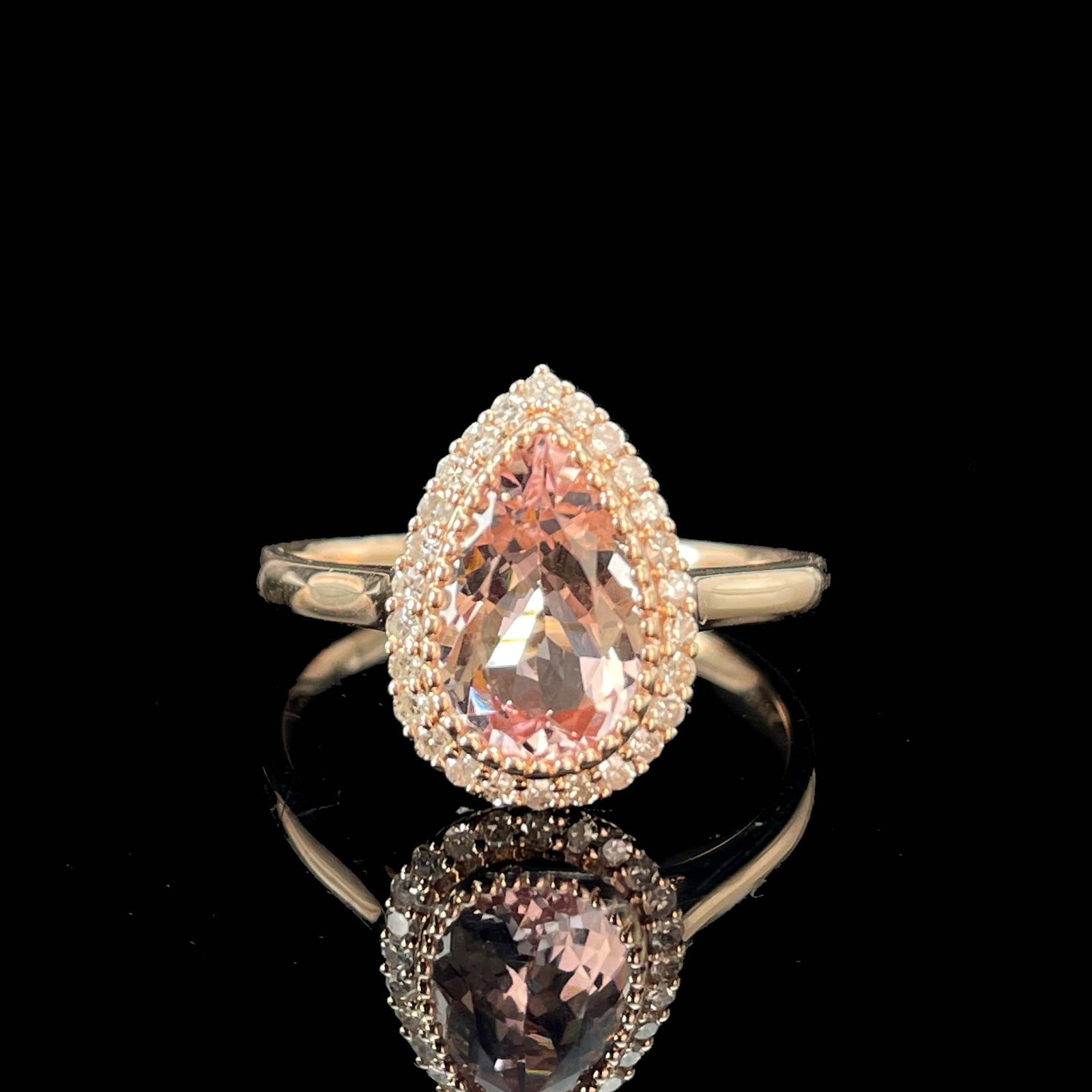 14k Gold 1.58 Ctw Natural Morganite & Diamond Ring: Ref:230977217 // gold content:14k gold // ring size:7. 25us // // main gemstone:morganite // shape:pear // carat weight:1. 4ct // color:pink // treatment:natural // // adjacent gemstone 2 : diamond