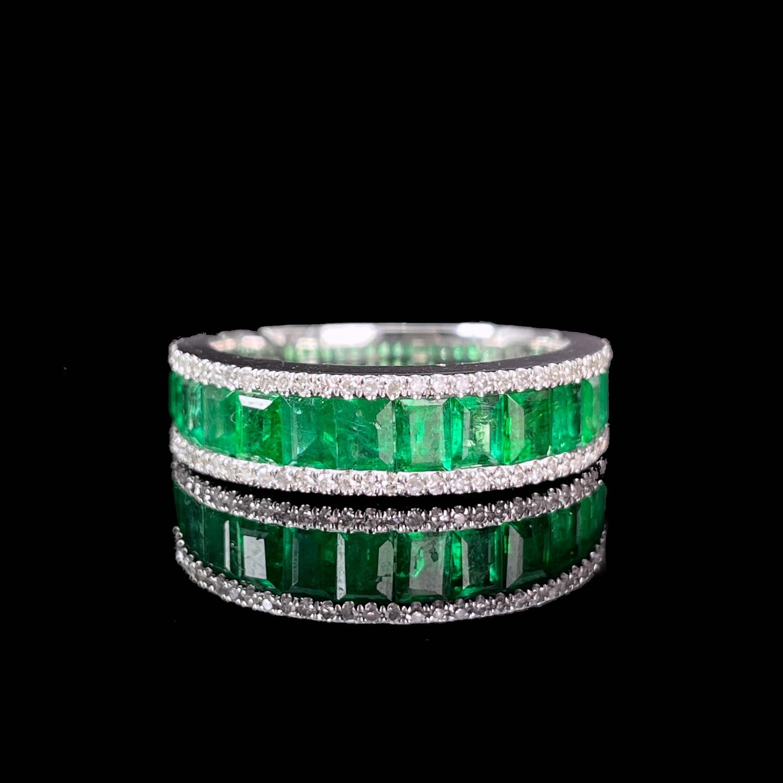 14k Gold 1.65 Ct Natural Emerald & Diamond Ring - 2
