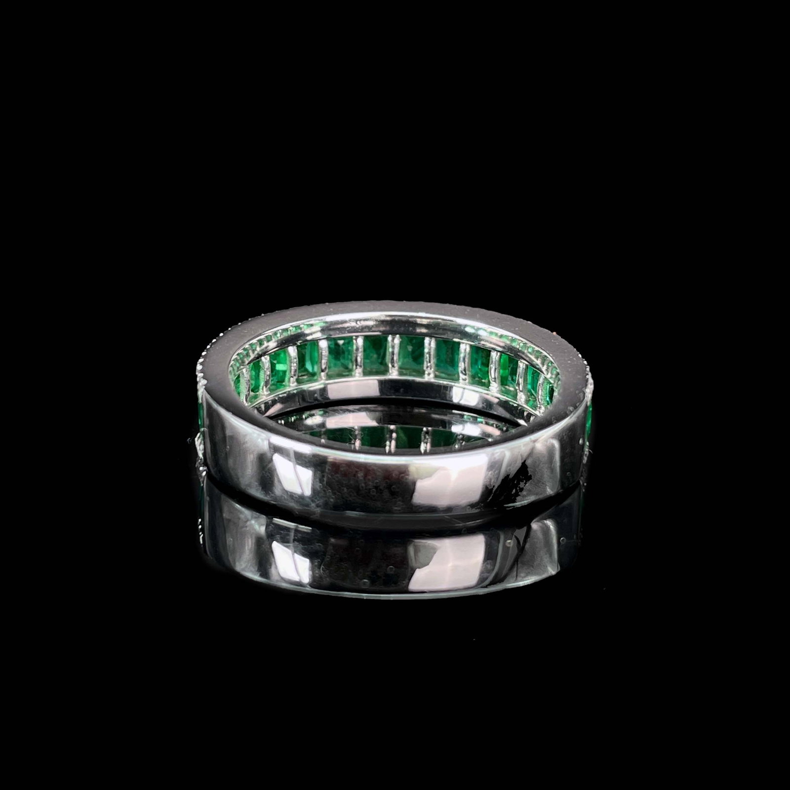 14k Gold 1.65 Ct Natural Emerald & Diamond Ring - 6