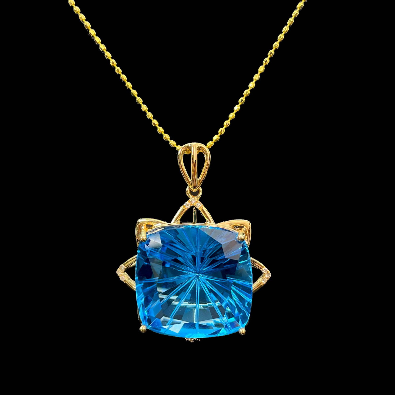 14k Gold 21.26 Ct Natural Topaz & Diamond Pendant( Without Chain ) - 5