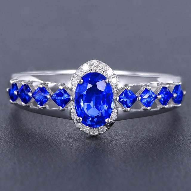 14k Gold 1.10 Ctw Natural Sapphire & Diamond Ring: Ref:230978007 // gold content:14k gold // ring size:7. 25us // // main gemstone:sapphire // shape:multiply // carat weight:1. 06ct // color:blue // treatment:natural // // adjacent gemstone 2 :