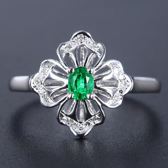 14k Gold 0.28 Ctw Vivid Green Natural Emerald & Diamond Ring: Ref:230978013 // gold content:14k gold // ring size:7. 25us // // main gemstone:emerald // shape:oval // carat weight:0. 22ct // color:vivid green // treatment:natural // // adjacent gemstone 2 :