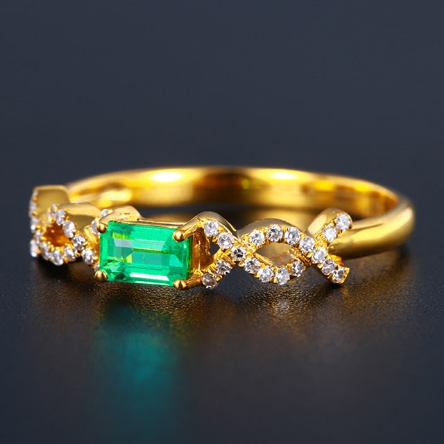 14k Gold 0.46 Ctw Vivid Green Natural Emerald & Diamond Ring - 2