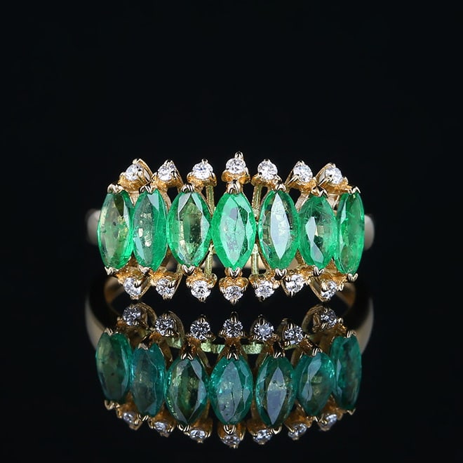14k Gold 1.44 Ctw Natural Emerald & Diamond Ring: Ref:230978064 // gold content:14k gold // ring size:7. 25us // // main gemstone:emerald // shape:marquise // carat weight:1. 3ct // color:green // treatment:natural // // adjacent gemstone 2 : diamond