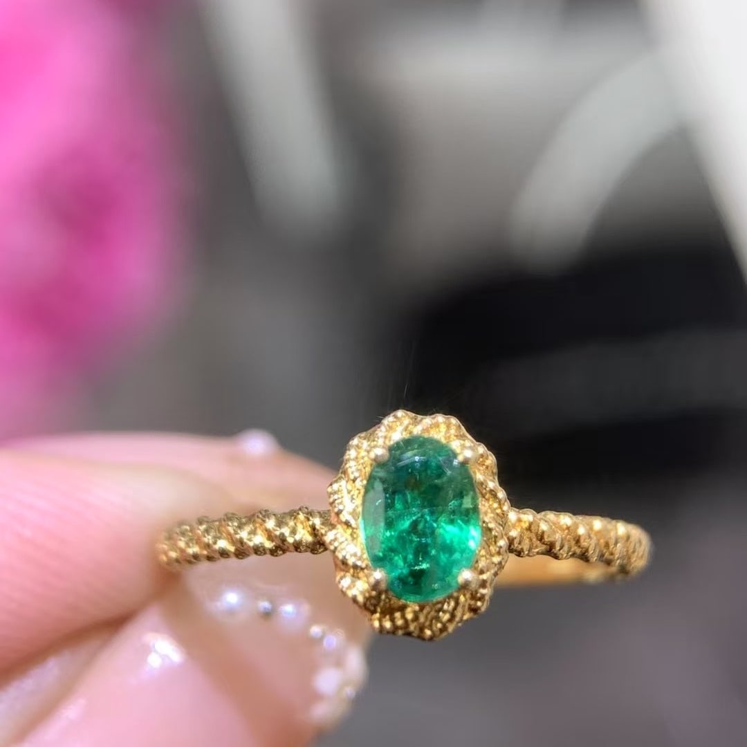 14k Gold 0.66 Ct Natural Emerald Ring - 2