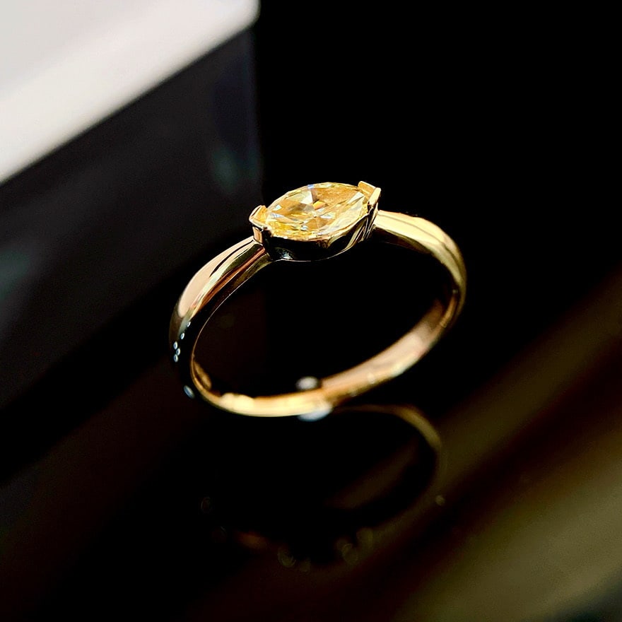14k Gold 0.30 Ct Natural Yellow Diamond Ring - 2