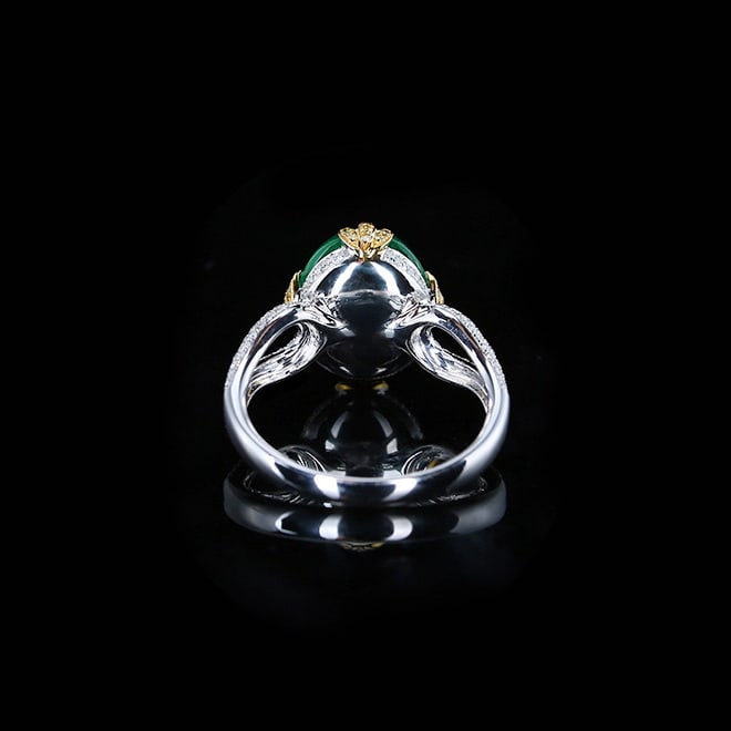 14k Gold 5.53 Ctw Vivid Green Natural Emerald & Diamond Ring - 4