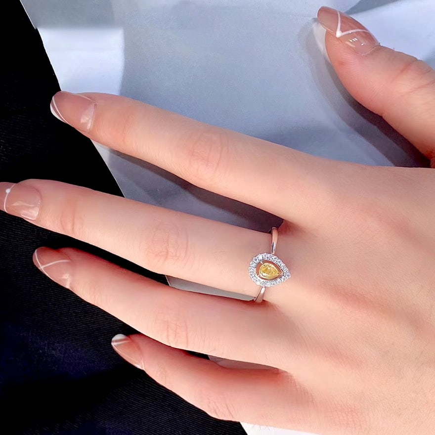 14k Gold 0.30 Ctw Natural Yellow Diamond & Diamond Ring - 2