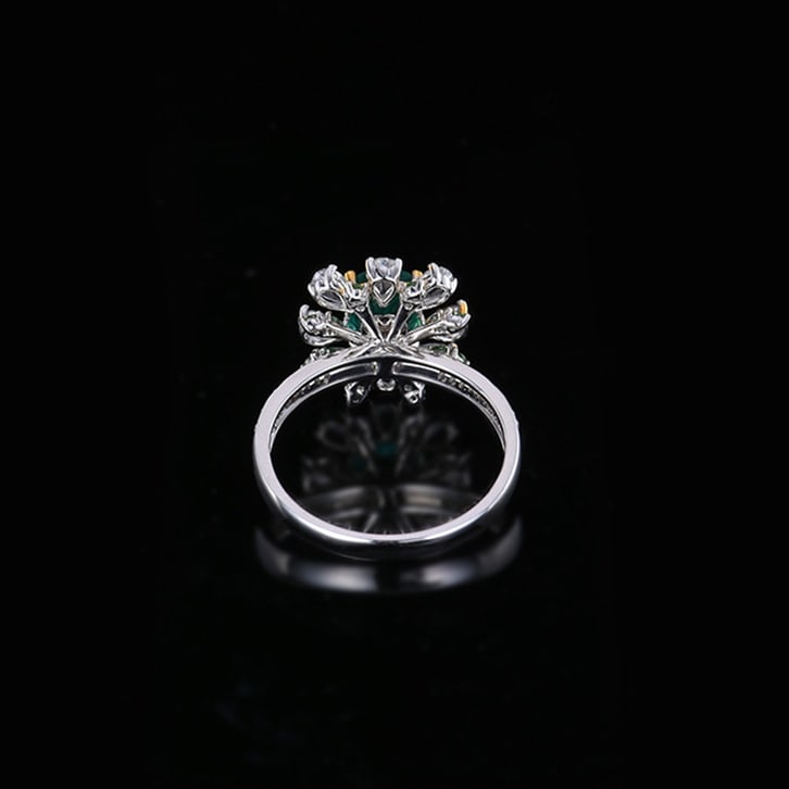 14k Gold 1.29 Ctw Vivid Green Natural Emerald & Diamond Ring - 5