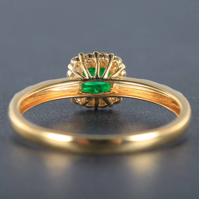 14k Gold 0.60 Ctw Vivid Green Natural Emerald & Diamond Ring - 4