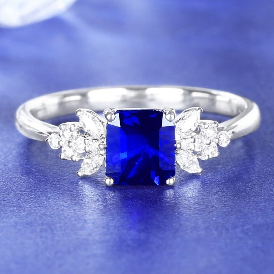 14k Gold 1.20 Ctw Natural Sapphire & Diamond Ring: Ref:230978136 // gold content:14k gold // ring size:7. 25us // // main gemstone:sapphire // shape:octagonal // carat weight:1. 03ct // color:royal blue // treatment:natural // // adjacent gemstone 2