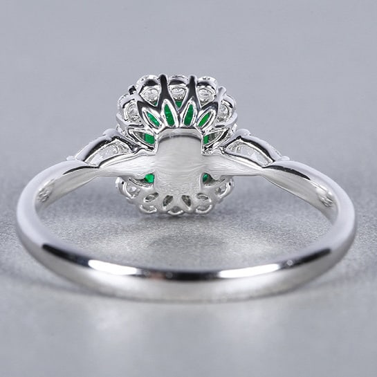 14k Gold 0.98 Ctw Natural Emerald & Diamond Ring - 3