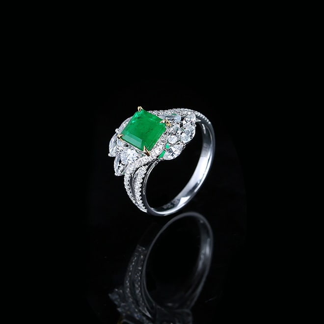 14k Gold 1.57 Ctw Vivid Green Natural Emerald & Diamond Ring - 5