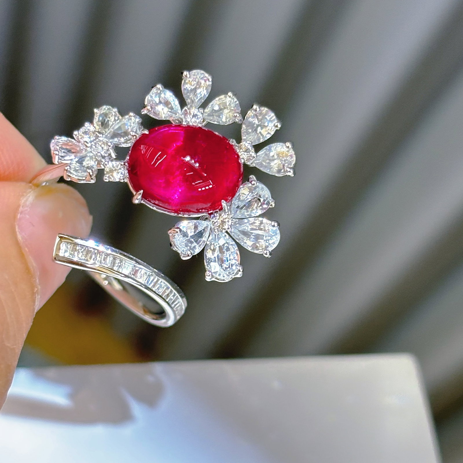 14k Gold 3.5 Ct Natural Tourmaline & Diamond & Sapphire Ring - 3