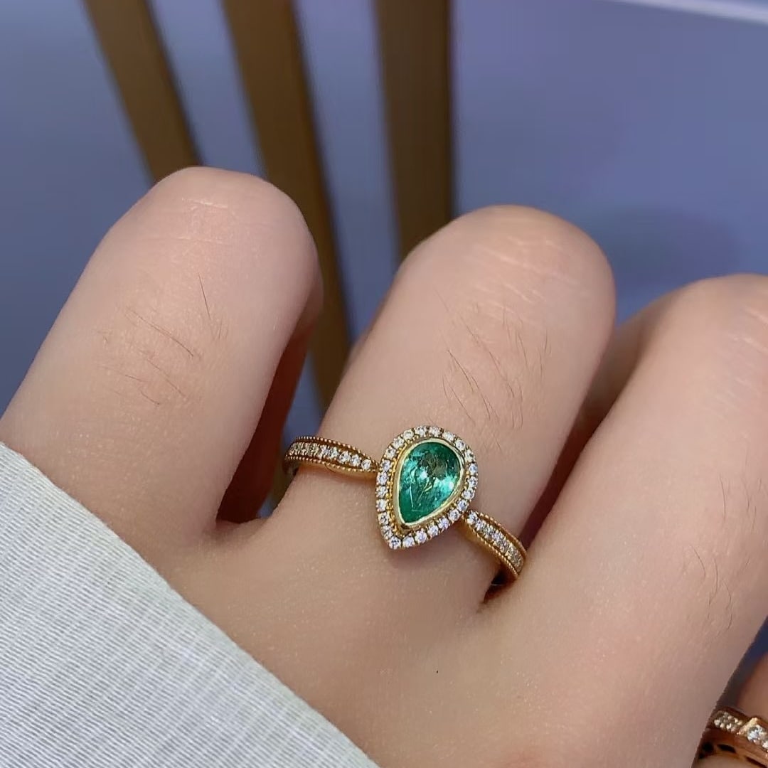 14k Gold 0.54 Ctw Natural Emerald & Diamond Ring - 4