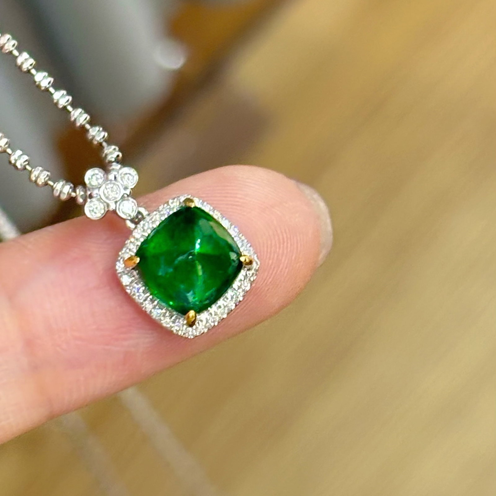 14k Gold 2.2 Ct Vivid Green Natural Emerald & Diamond Pendant( Without Chain ) - 2