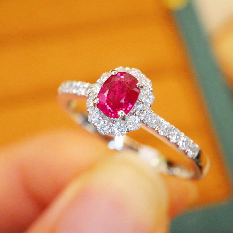 14k Gold 0.69 Ctw Natural Ruby & Diamond Ring - 3