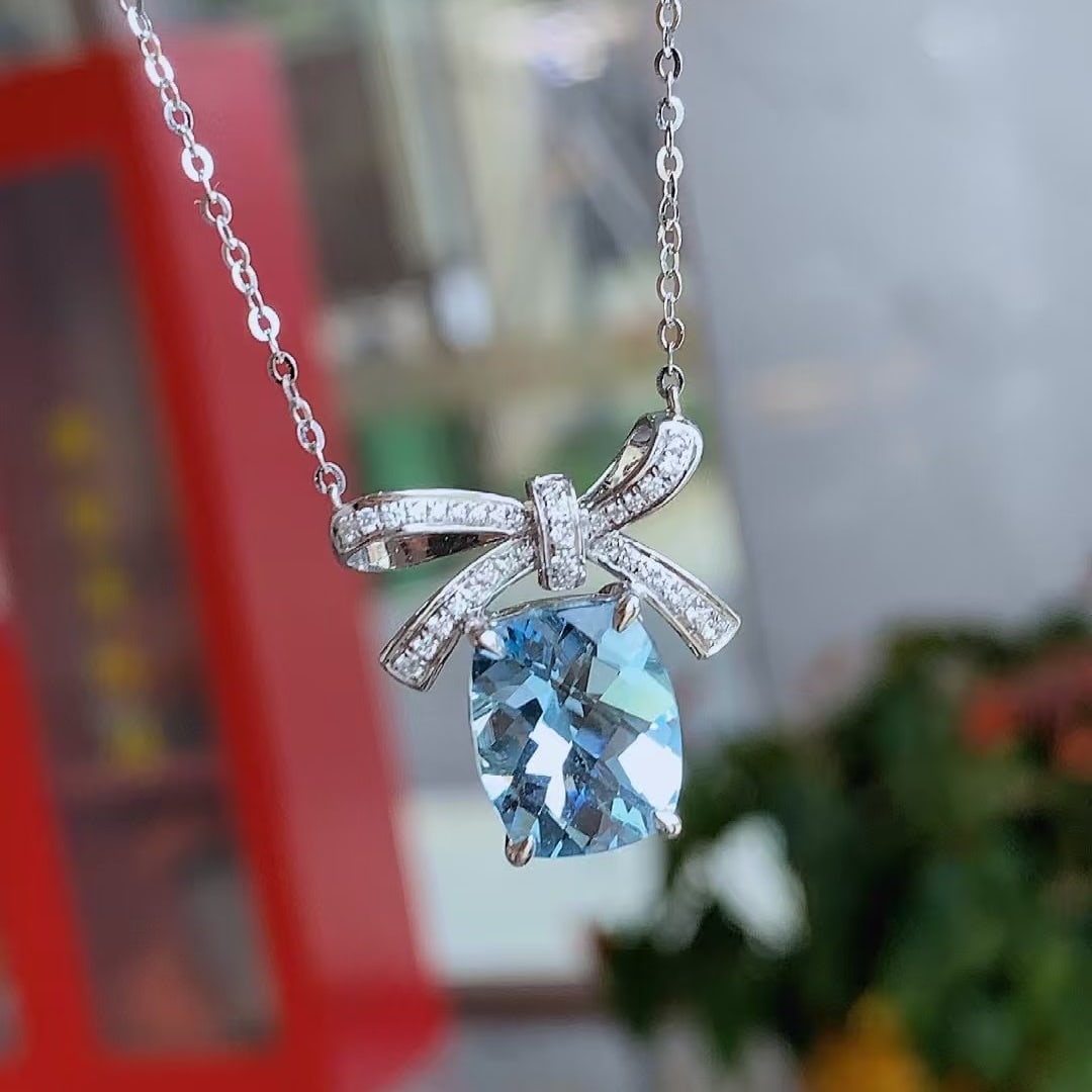 14k Gold 2.44 Ctw Natural Aquamarine & Diamond Necklace - 4
