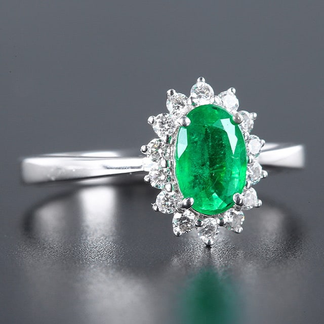 14k Gold 1.01 Ctw Vivid Green Natural Emerald & Diamond Ring - 3