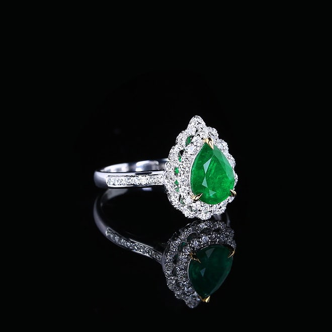 14k Gold 1.64 Ctw Vivid Green Natural Emerald & Diamond Ring - 3