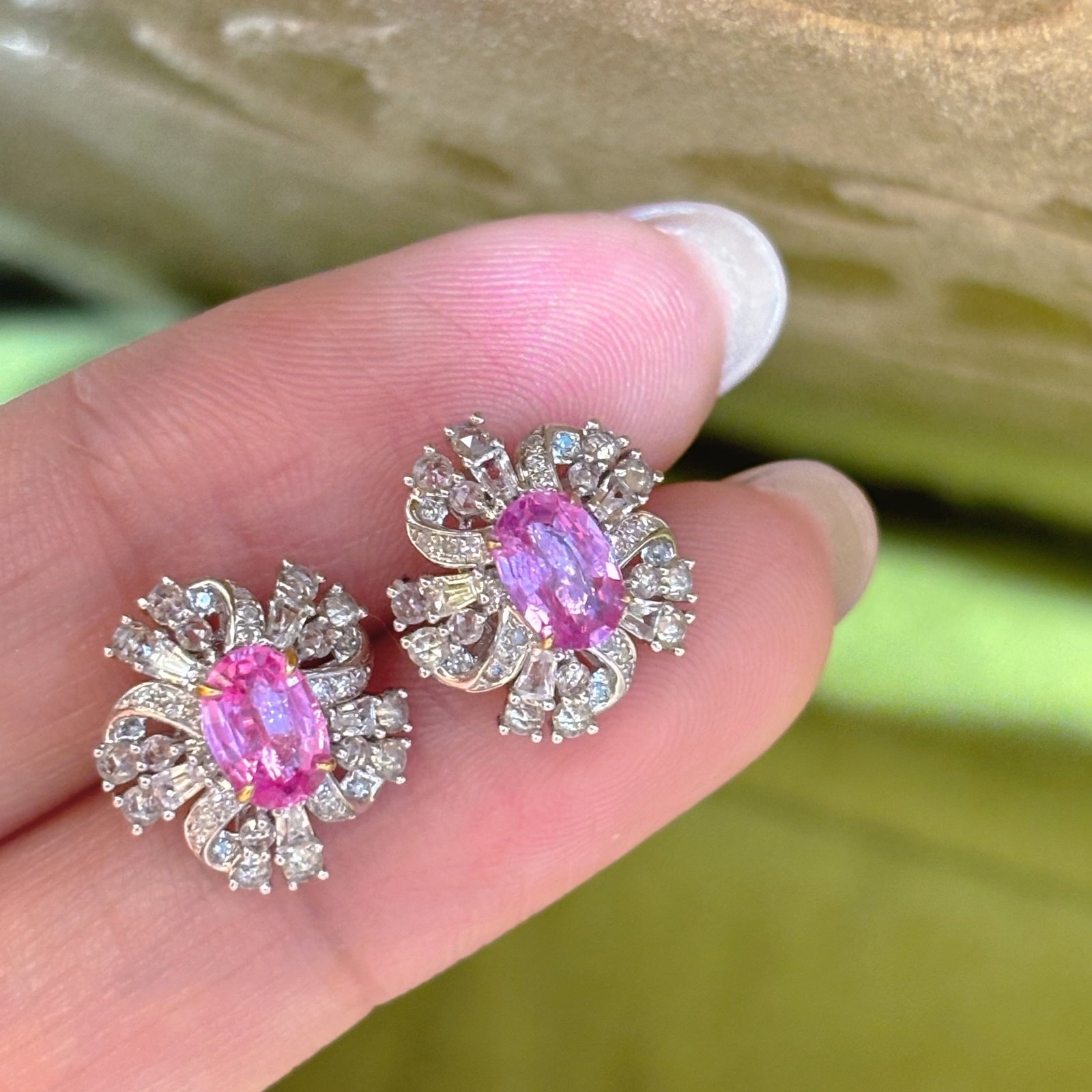 14k Gold 1.1 Ct Natural Sapphire & Diamond & Sapphire Earrings: Ref:230978235 // gold content:14k gold // main gemstone:sapphire // shape:oval // carat weight:1. 1ct // color:pink // treatment:natural // // adjacent gemstone 2 : diamond // shape:round // clarity g