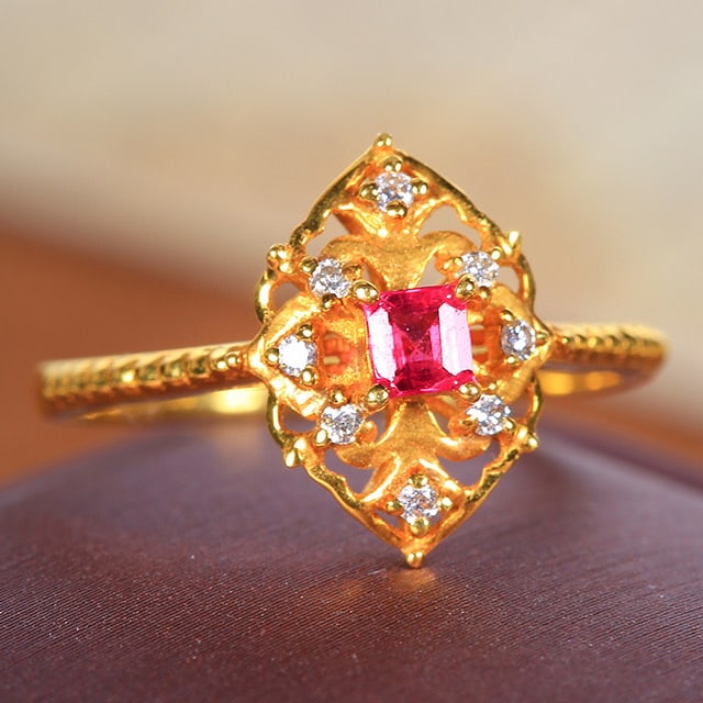 14k Gold 0.37 Ctw Natural Ruby & Diamond Ring - 3