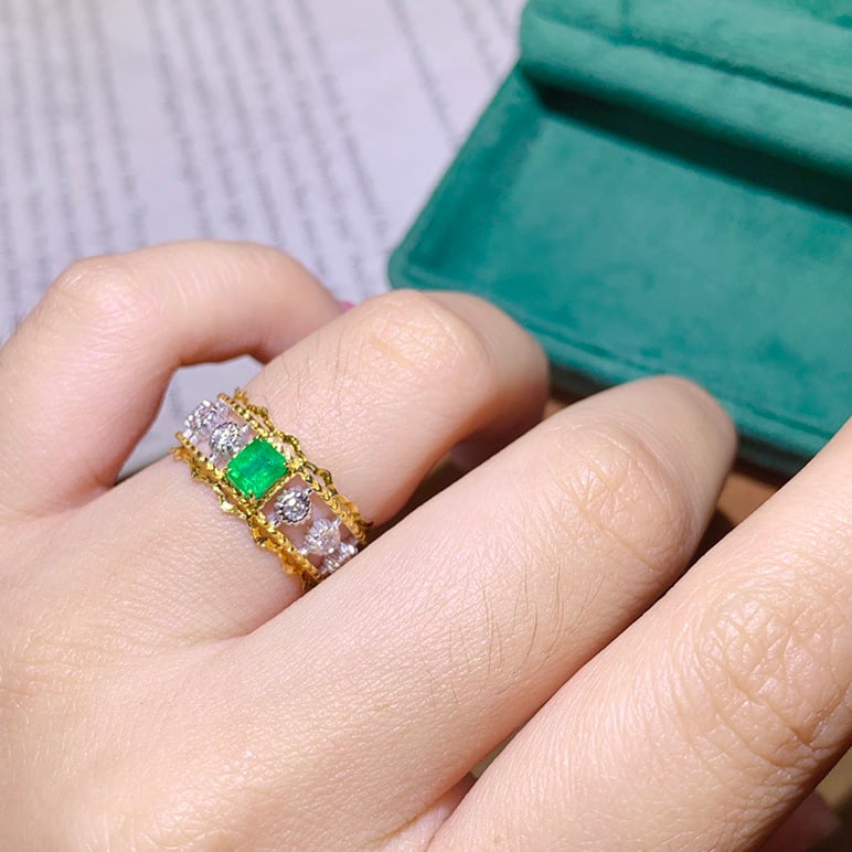14k Gold 0.53 Ctw Natural Emerald & Diamond Ring - 6