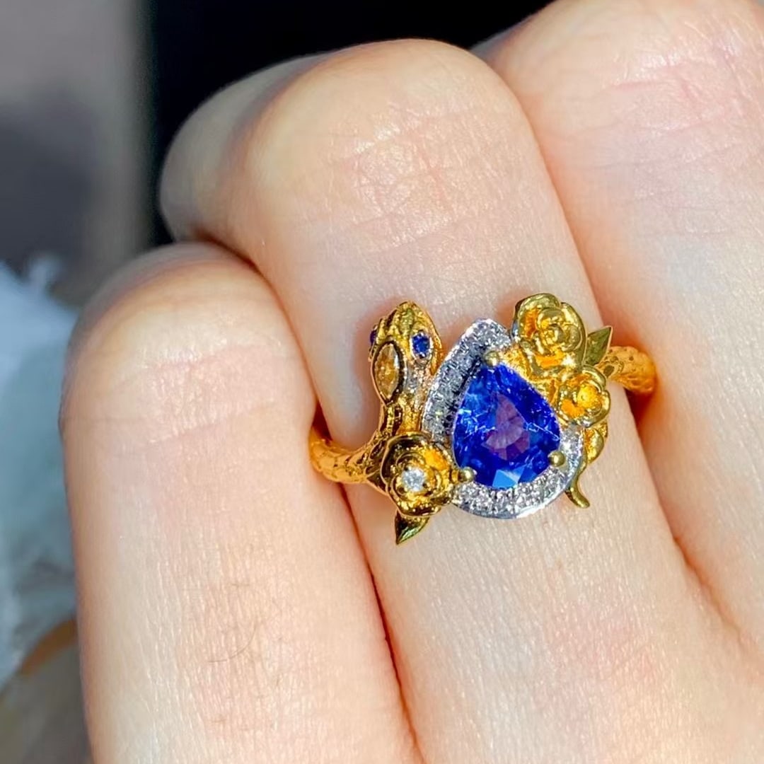 14k Gold 0.9 Ct Natural Sapphire & Diamond Ring - 5