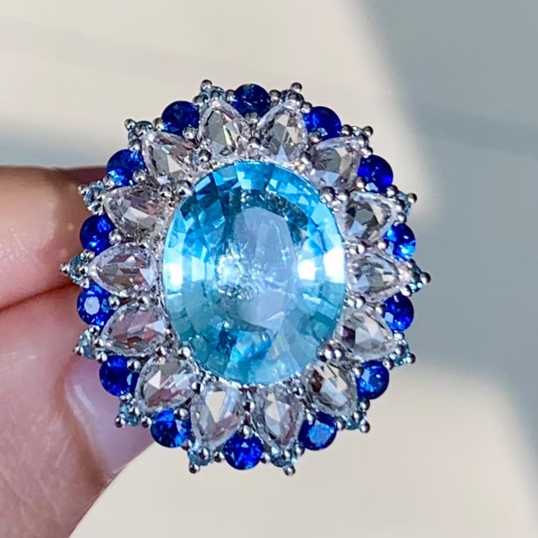 14k Gold 4.3 Ct Natural Aquamarine & Diamond & Sapphire Ring - 5